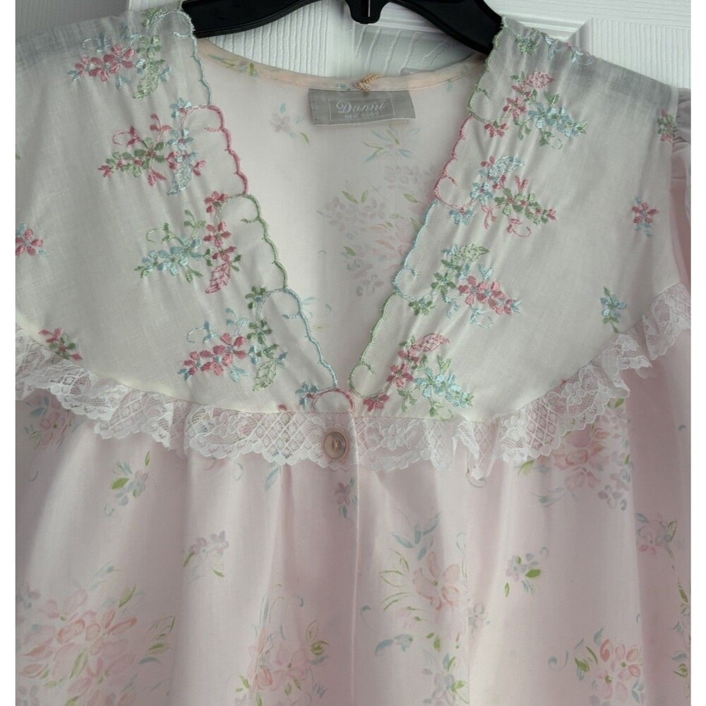 Vintage Button Front Nightgown House Dress Cottagecore Pink Floral Coquette Lace